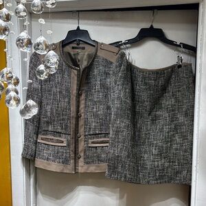 Elie Tahari Brown Mix Tweed Jacket and Skirt Set